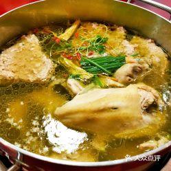 鸡火锅视频,美味佳肴背后的制作奥秘